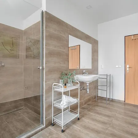 Guest house Village Peace #29 By Goodnite Cz - U Libusky Brno